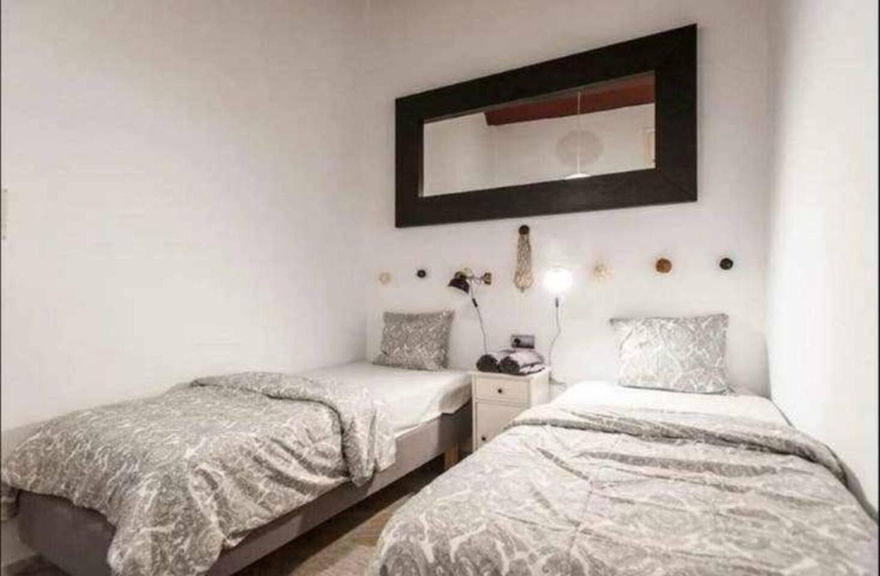 10 Min Walk To Giralda And Rooftop Seville Exterior photo